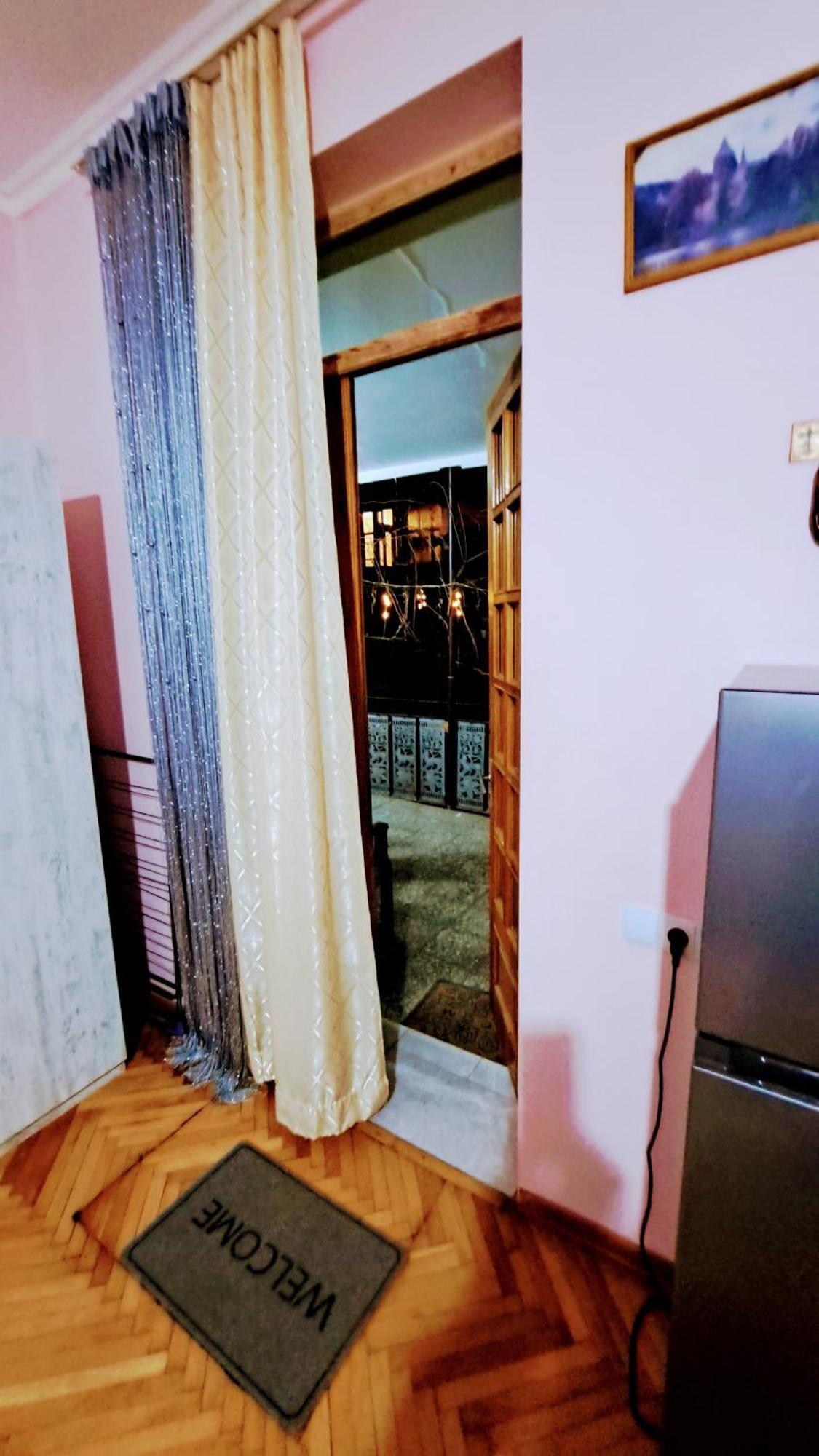 Apartment With A Nice Terrace In Old City Center Tbilisi Exterior foto